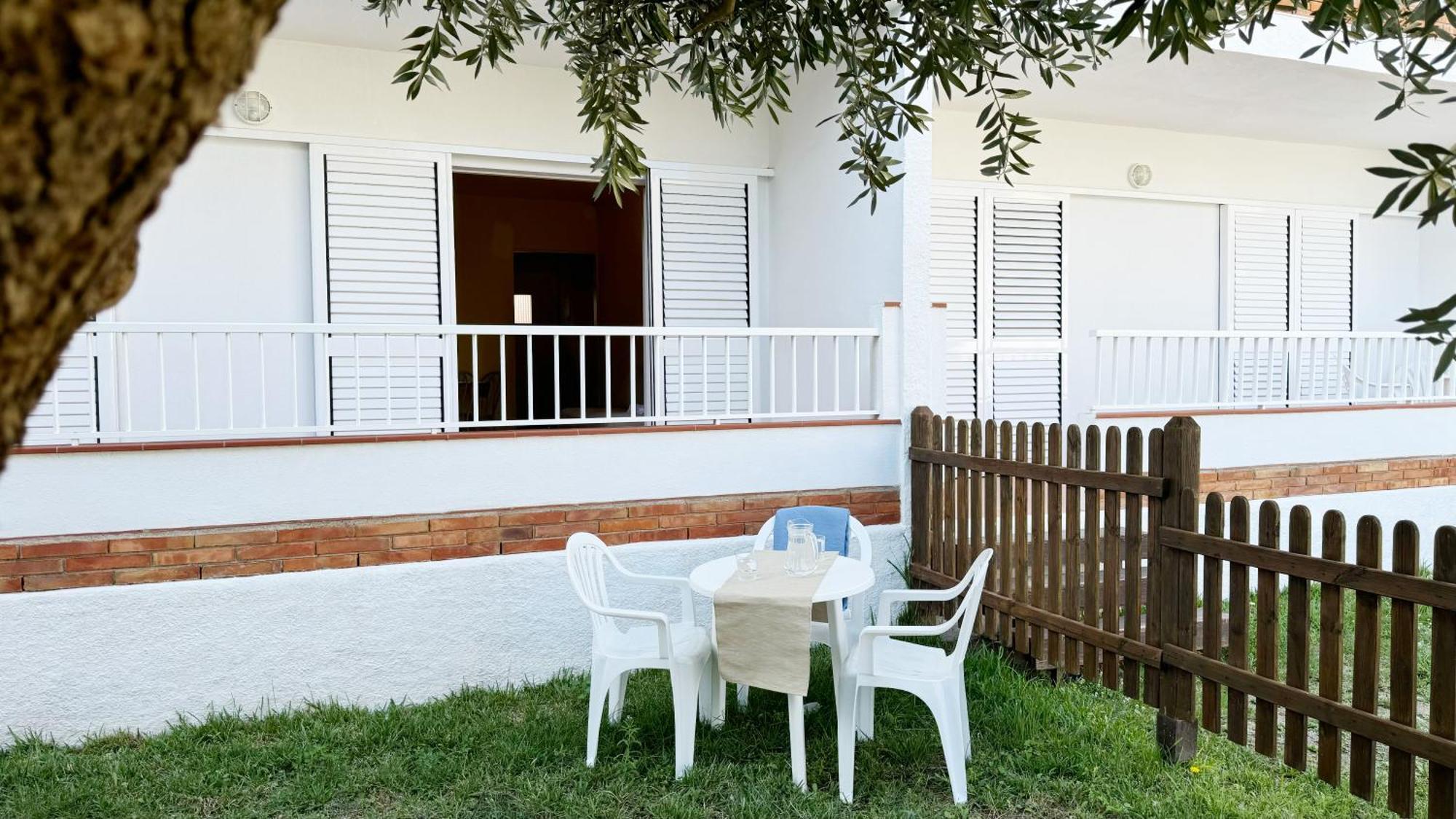 Rvapartaments Escala Brava L' Escala Esterno foto
